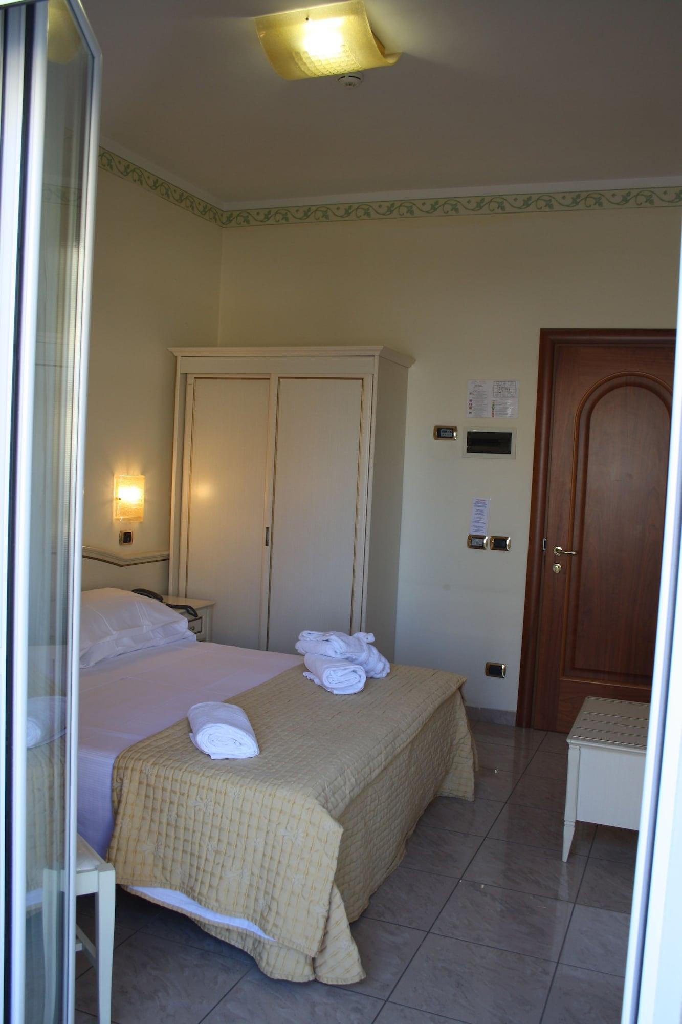 Hotel Gaston Rimini Exterior foto