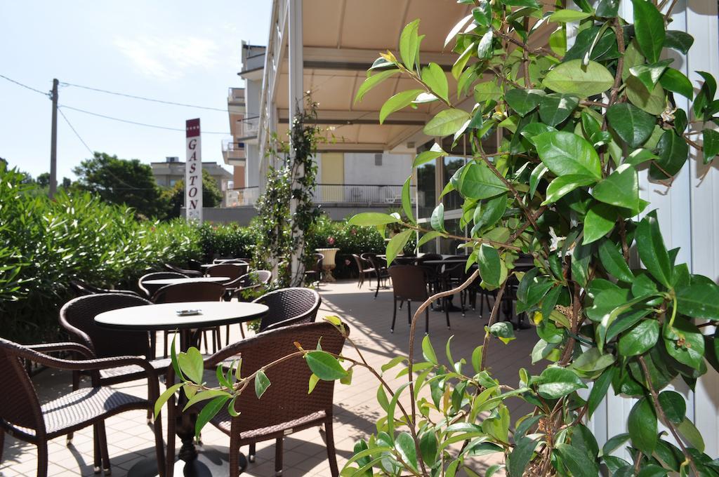 Hotel Gaston Rimini Exterior foto